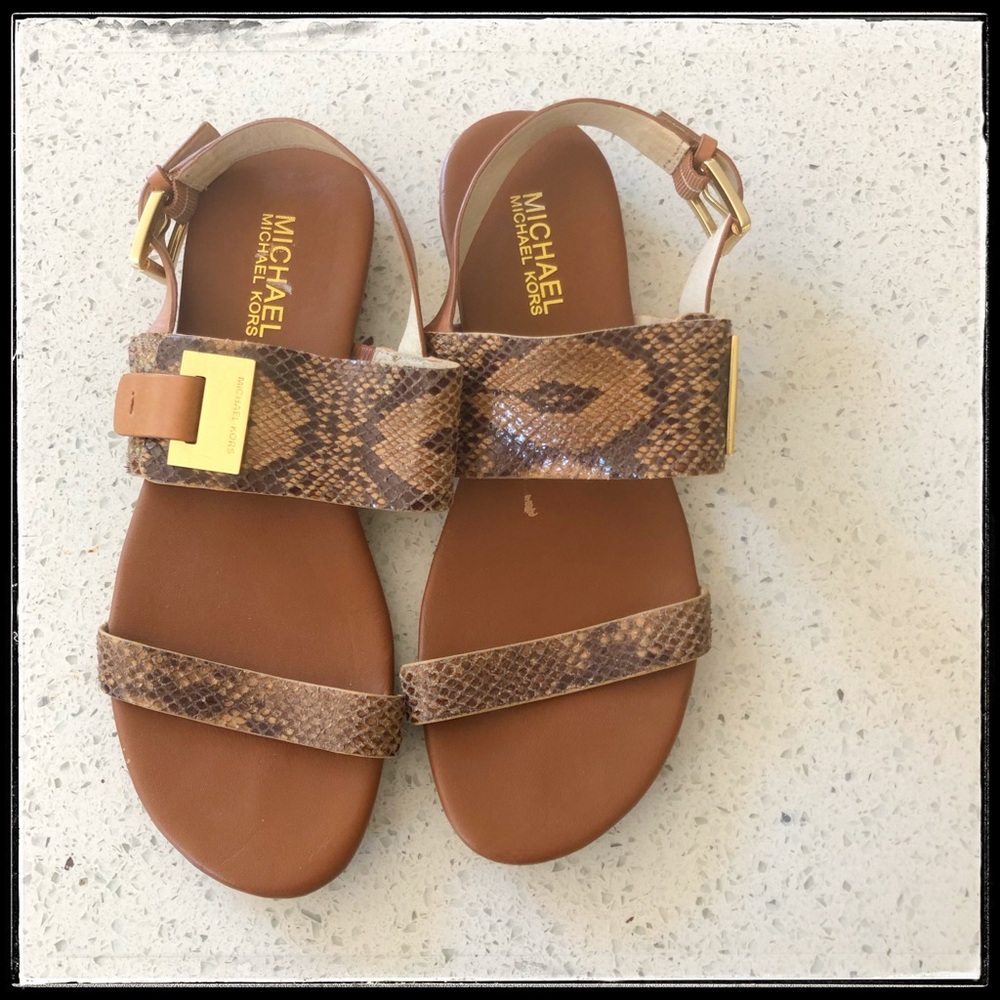 🧡 Beautiful Michael Kors Sandals 🧡 - Picture 1 of 7